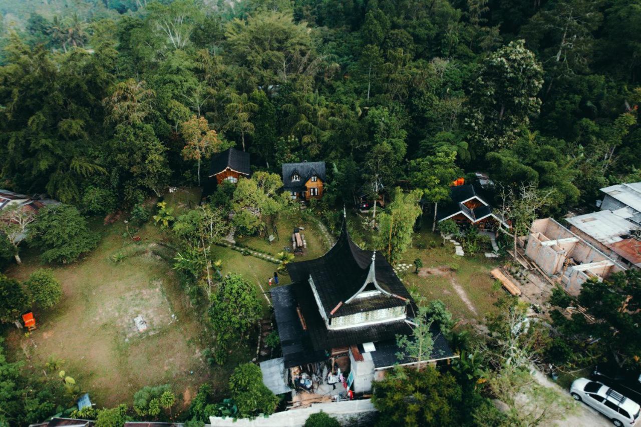 Canyon Jungle Stay Bukittinggi Bagian luar foto